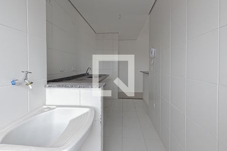 Apartamento para alugar com 56m², 2 quartos e 1 vaga Apartamento para alugar com 56m², 2 quartos e 1 vagaCozinha e Área de Serviço