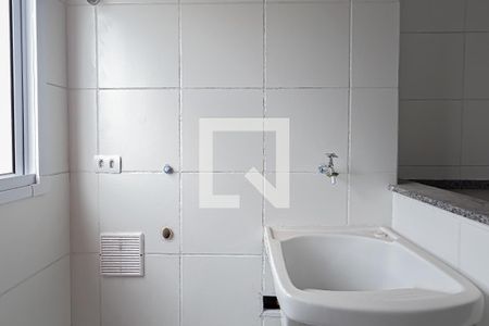 Apartamento para alugar com 56m², 2 quartos e 1 vaga Apartamento para alugar com 56m², 2 quartos e 1 vagaCozinha e Área de Serviço