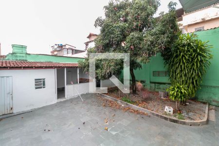 Casa para alugar com 250m², 5 quartos e 2 vagasQuintal