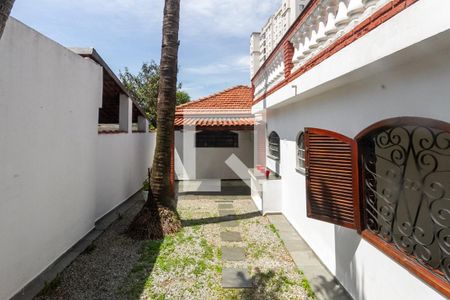 Casa à venda com 130m², 3 quartos e 2 vagasQuintal