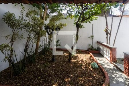 Casa à venda com 130m², 3 quartos e 2 vagasQuintal