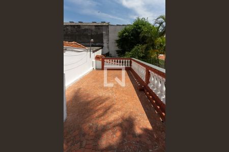 Casa à venda com 130m², 3 quartos e 2 vagasTerraço