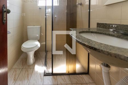 Casa à venda com 130m², 3 quartos e 2 vagasBanheiro de Serviço