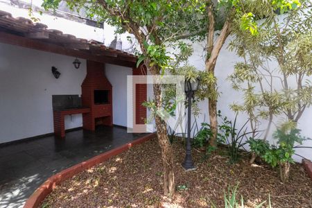 Casa à venda com 130m², 3 quartos e 2 vagasQuintal