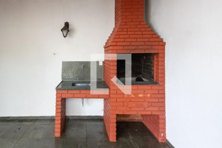 Casa à venda com 130m², 3 quartos e 2 vagasQuintal