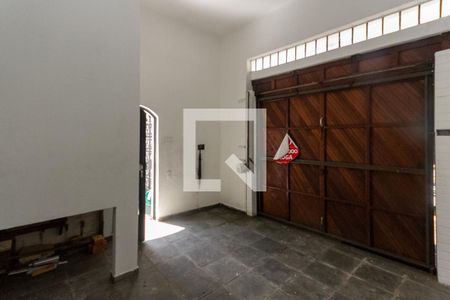 Casa à venda com 130m², 3 quartos e 2 vagasGaragem coberta