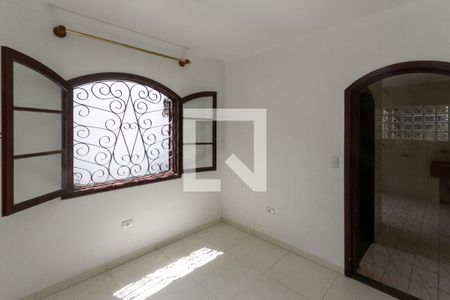 Casa à venda com 130m², 3 quartos e 2 vagasQuarto de Serviço