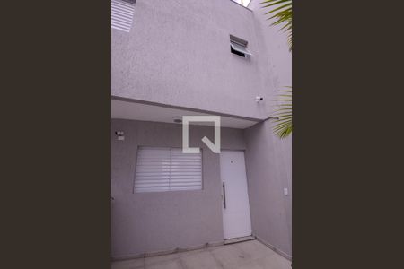 Casa para alugar com 70m², 2 quartos e sem vaga Casa para alugar com 70m², 2 quartos e sem vagaVaranda