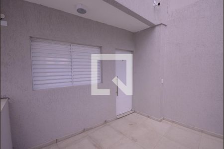 Casa para alugar com 70m², 2 quartos e sem vaga Casa para alugar com 70m², 2 quartos e sem vagaVaranda