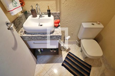 Casa à venda com 161m², 3 quartos e 4 vagasLavabo