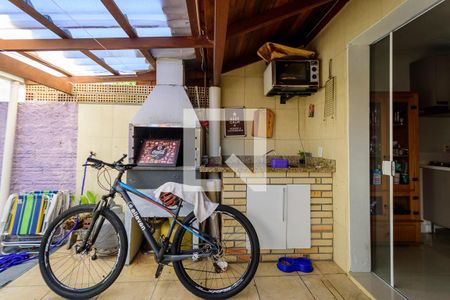 Casa à venda com 105m², 2 quartos e 2 vagas Casa à venda com 105m², 2 quartos e 2 vagasÁrea de Serviço