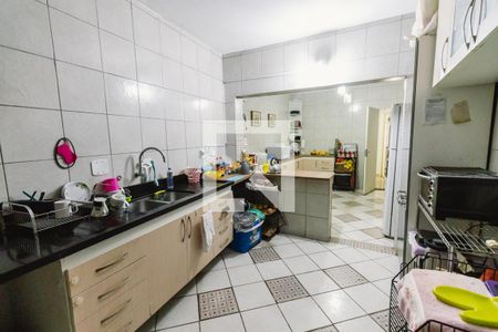 Casa à venda com 270m², 3 quartos e 2 vagasCozinha
