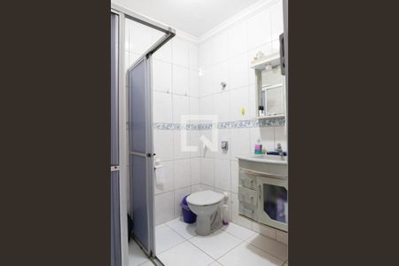 Casa à venda com 225m², 5 quartos e 1 vaga Casa à venda com 225m², 5 quartos e 1 vagaBanheiro