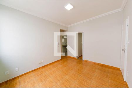 Sala de apartamento à venda com 3 quartos, 75m² em João Pinheiro, Belo Horizonte
