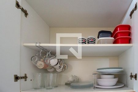 Apartamento para alugar com 50m², 2 quartos e 1 vagaDetalhe da cozinha
