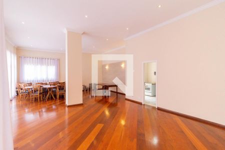 Apartamento à venda com 108m², 4 quartos e 2 vagas Apartamento à venda com 108m², 4 quartos e 2 vagasSalão de festas