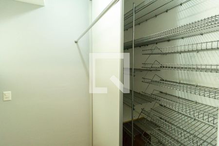 Quarto de serviço de apartamento para alugar com 4 quartos, 108m² em Vila Monumento, São Paulo