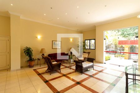 Apartamento à venda com 108m², 4 quartos e 2 vagas Apartamento à venda com 108m², 4 quartos e 2 vagasHall de entrada