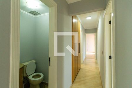 Apartamento à venda com 108m², 4 quartos e 2 vagas Apartamento à venda com 108m², 4 quartos e 2 vagasCorredor