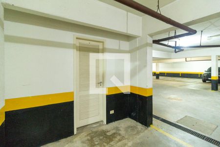 Apartamento à venda com 108m², 4 quartos e 2 vagas Apartamento à venda com 108m², 4 quartos e 2 vagasDepósito