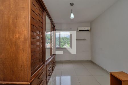 Quarto de apartamento à venda com 2 quartos, 78m² em Maracanã, Rio de Janeiro