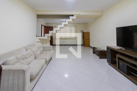 Sala de casa à venda com 3 quartos, 214m² em Residencial Cerconi, Guarulhos