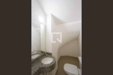 Lavabo de casa para alugar com 2 quartos, 40m² em Parque Maria Helena, São Paulo