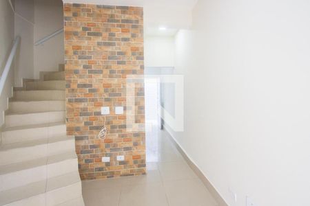 Sala de casa para alugar com 2 quartos, 40m² em Parque Maria Helena, São Paulo