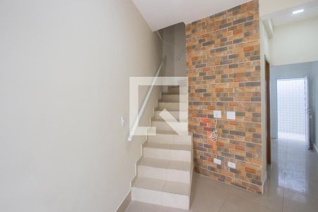 Sala de casa para alugar com 2 quartos, 40m² em Parque Maria Helena, São Paulo