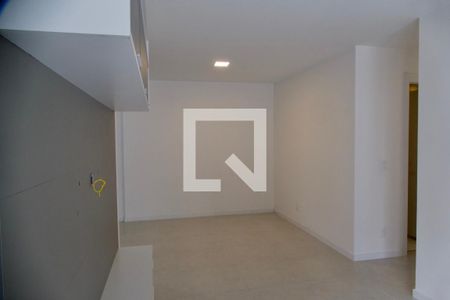 Sala  de apartamento para alugar com 3 quartos, 85m² em Recreio dos Bandeirantes, Rio de Janeiro