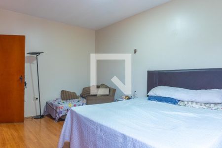 Casa de condomínio para alugar com 816m², 4 quartos e 8 vagas Casa de condomínio para alugar com 816m², 4 quartos e 8 vagasSuíte 2