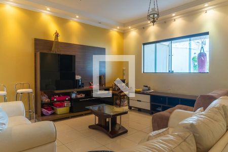 Sala de TV de casa de condomínio para alugar com 4 quartos, 816m² em Setor Habitacional Arniqueira (águas Claras), Brasília