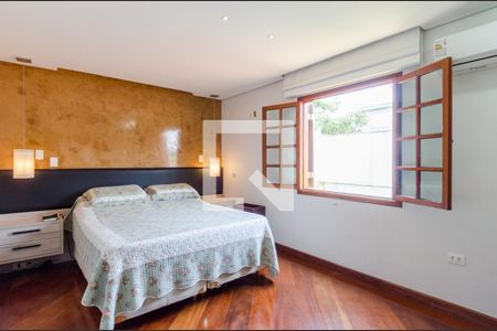 Casa à venda com 4 quartos, 338m² em Bairro dos Casa, São Bernardo do Campo