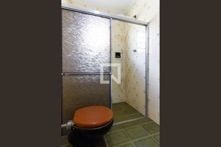 Casa à venda com 300m², 4 quartos e 2 vagasBanheiro do quarto 3