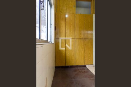 Casa à venda com 300m², 4 quartos e 2 vagasÀrea de Serviço da edícula