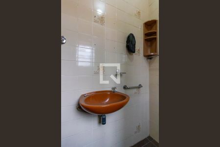 Casa à venda com 300m², 4 quartos e 2 vagasBanheiro da edícula