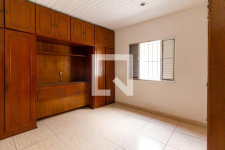 Casa à venda com 300m², 4 quartos e 2 vagasQuarto 3 Suíte