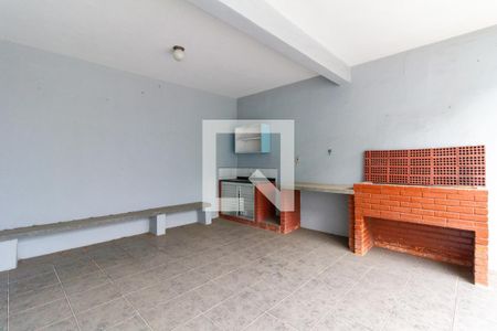 Casa à venda com 300m², 4 quartos e 2 vagasChurrasqueira
