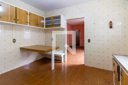 Casa à venda com 300m², 4 quartos e 2 vagasCozinha