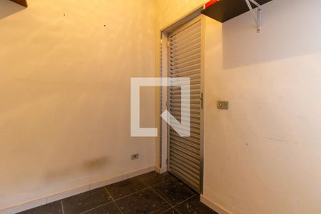 Casa à venda com 300m², 4 quartos e 2 vagasQuarto de Serviço