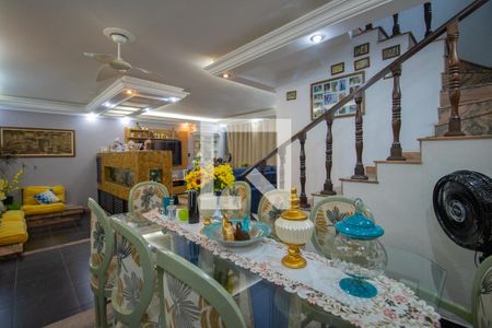 Casa à venda com 3 quartos, 256m² em Nova Petrópolis, São Bernardo do Campo