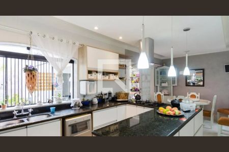 Casa à venda com 300m², 3 quartos e 3 vagas