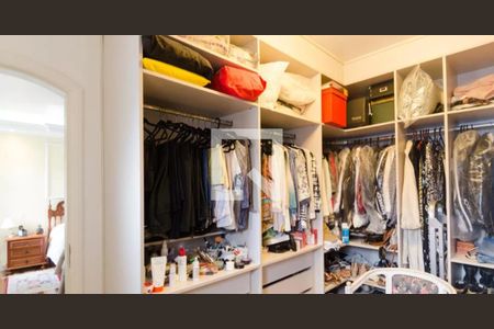 Casa à venda com 300m², 3 quartos e 3 vagas