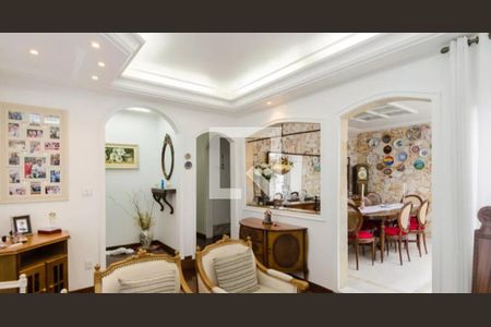 Casa à venda com 300m², 3 quartos e 3 vagas