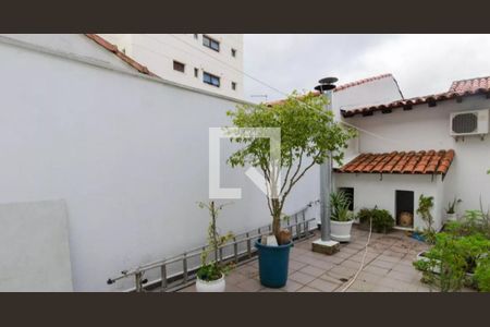 Casa à venda com 300m², 3 quartos e 3 vagas