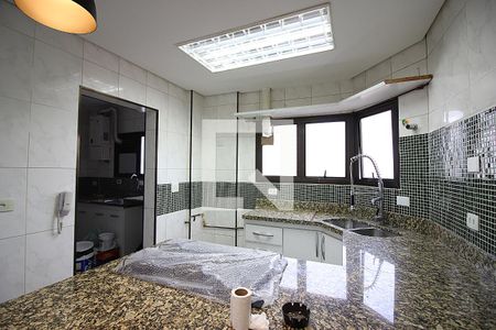 Apartamento à venda com 188m², 4 quartos e 3 vagasCozinha