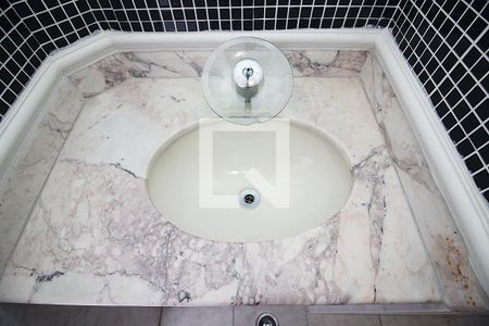 Apartamento à venda com 188m², 4 quartos e 3 vagasLavabo 