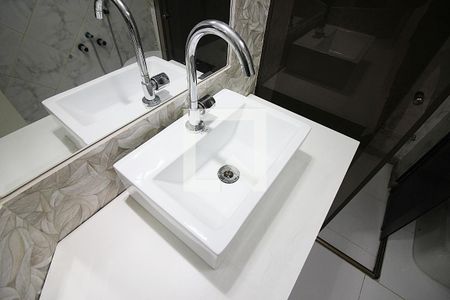 Apartamento à venda com 188m², 4 quartos e 3 vagasBanheiro  do Quarto 1