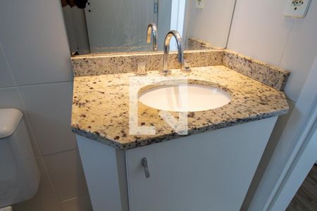 Apartamento para alugar com 70m², 2 quartos e 1 vaga Apartamento para alugar com 70m², 2 quartos e 1 vagaDetalhe do Banheiro da Suite