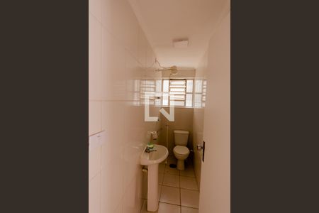 Banheiro de casa à venda com 4 quartos, 160m² em Vila Metalúrgica, Santo André